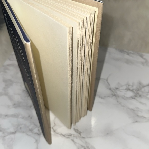 The Stranger in the Lifeboat by Mitch Albom - Picture 11 of 12